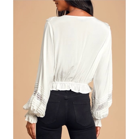 Ivory lace top - Picture 3 of 7